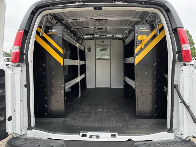 2026 Chevrolet Express Cargo WT - Photo 22
