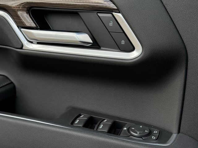 2026 Chevrolet Silverado 1500 RST - Photo 18