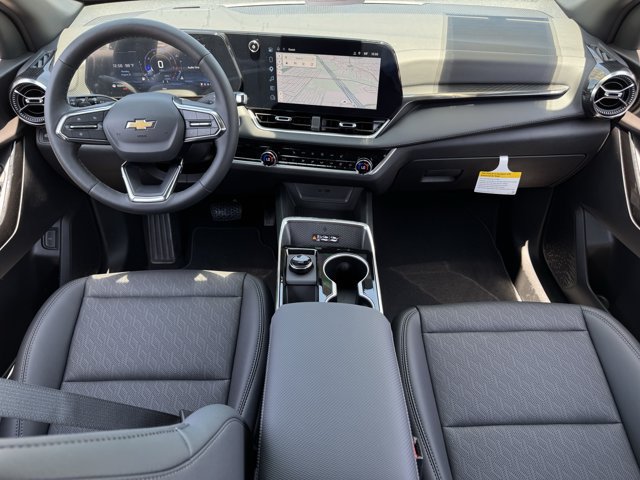 2027 Chevrolet Equinox LT - Photo 9