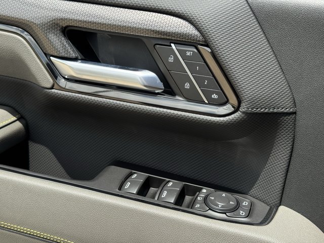 2026 Chevrolet Silverado 2500 HD ZR2 - Photo 19