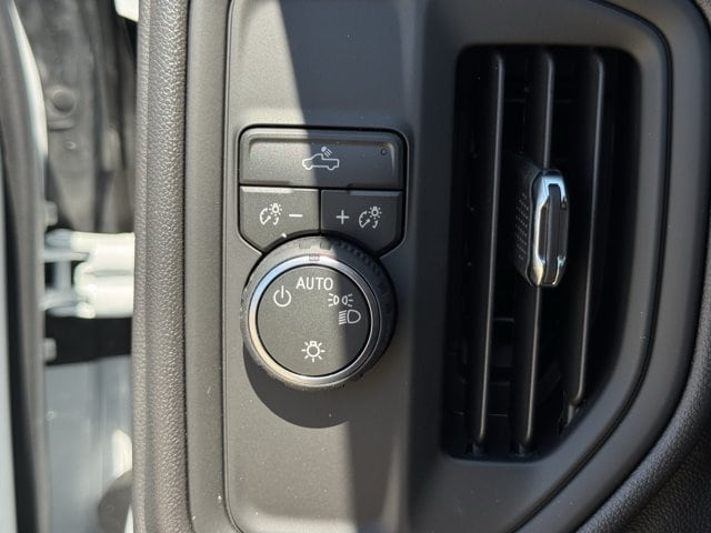 2026 Chevrolet Silverado 1500 Custom - Photo 19
