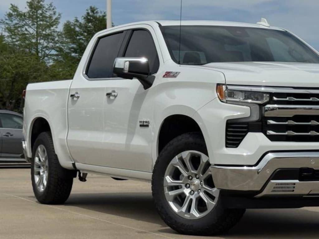 New 2026 Chevrolet Silverado 1500 LTZ Truck Crew Cab