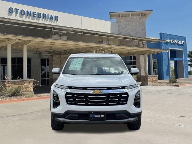 2027 Chevrolet Equinox LT - Photo 8