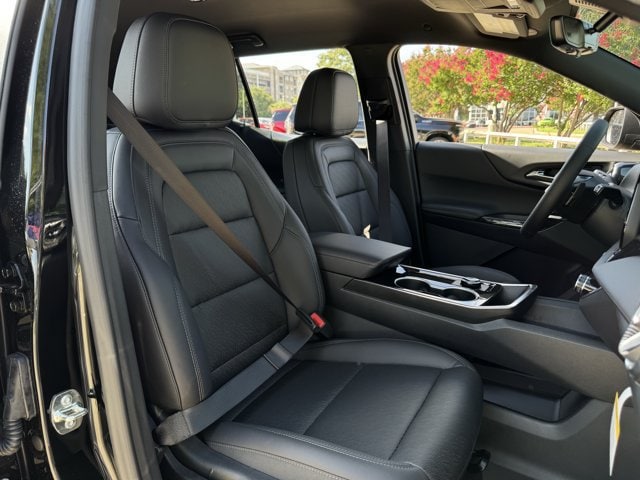 2027 Chevrolet Equinox LT - Photo 25