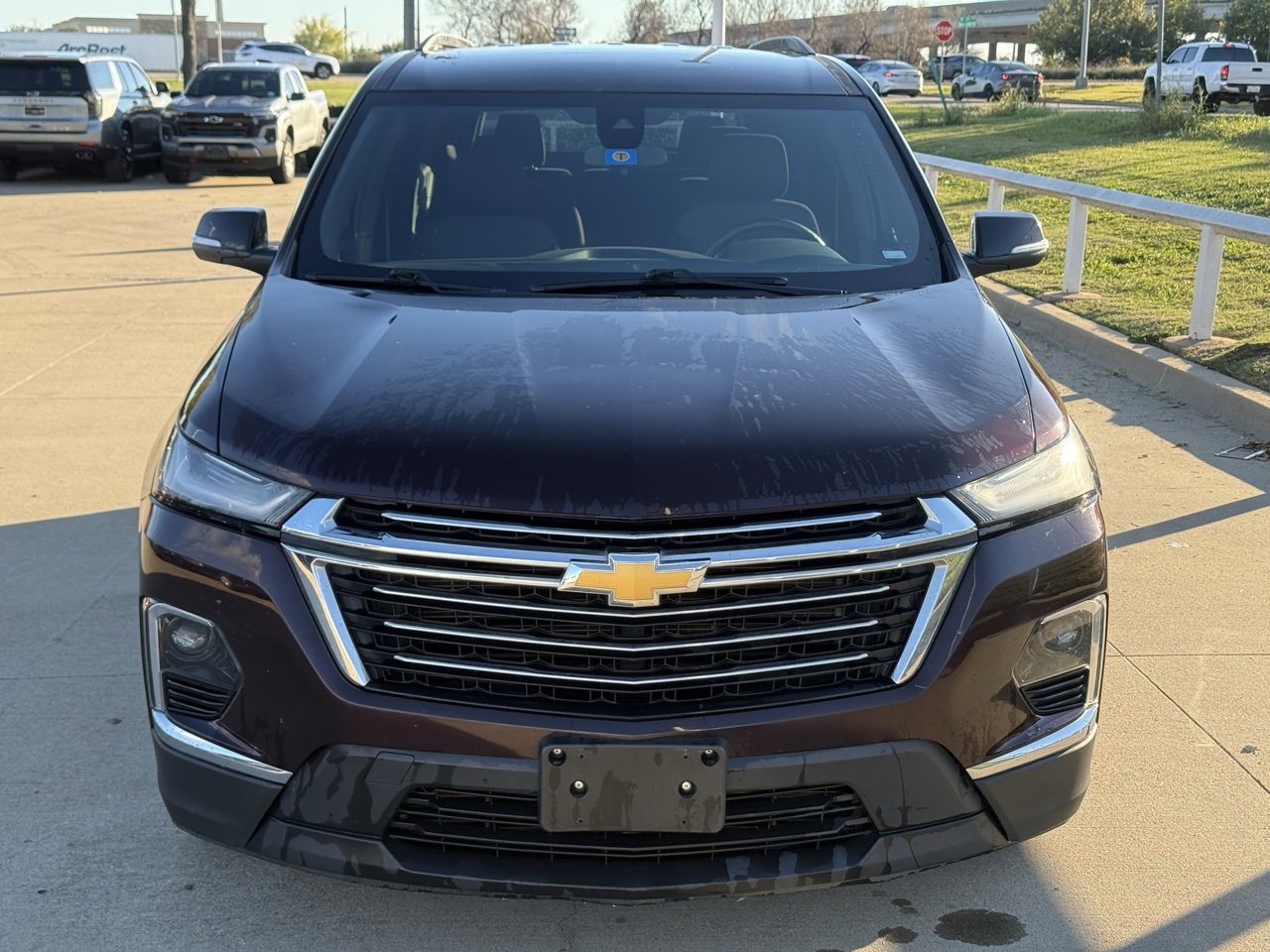 2023 Chevrolet Traverse Cloth photo 2