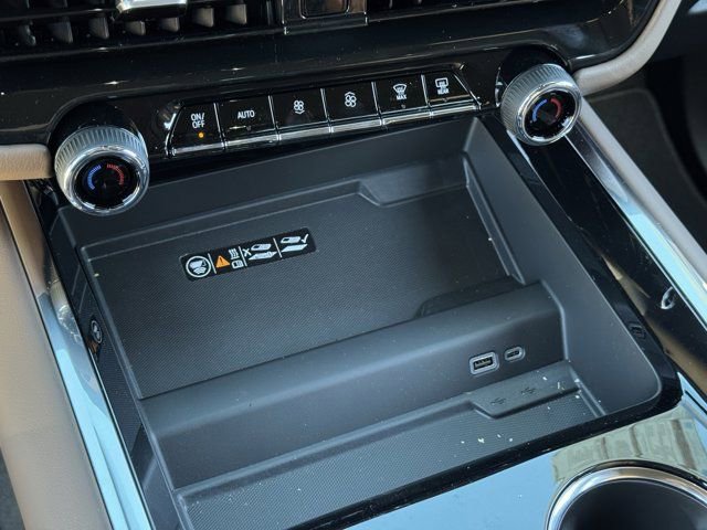 New 2026 Polar White Tricoat Chevrolet High Country image 15