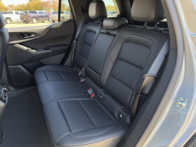 2027 Chevrolet Equinox LT - Photo 24