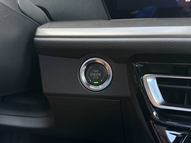 2027 Chevrolet Traverse LT - Photo 20