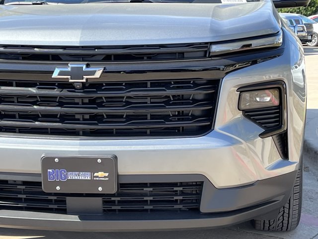 2027 Chevrolet Traverse LT - Photo 8