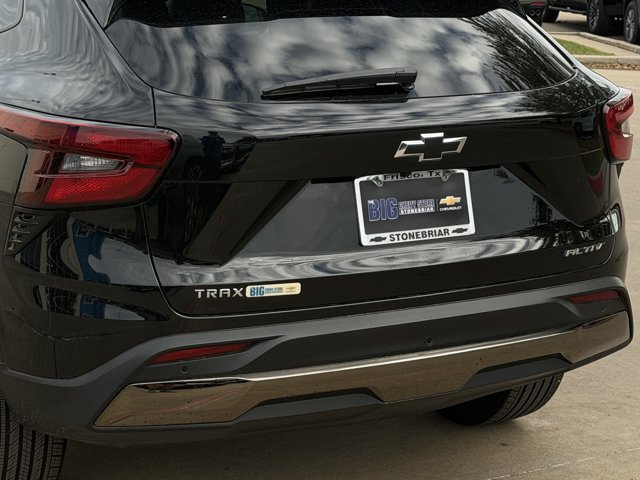 2026 Chevrolet Trax Activ - Photo 7