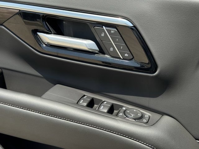 2026 Chevrolet Tahoe LT - Photo 19