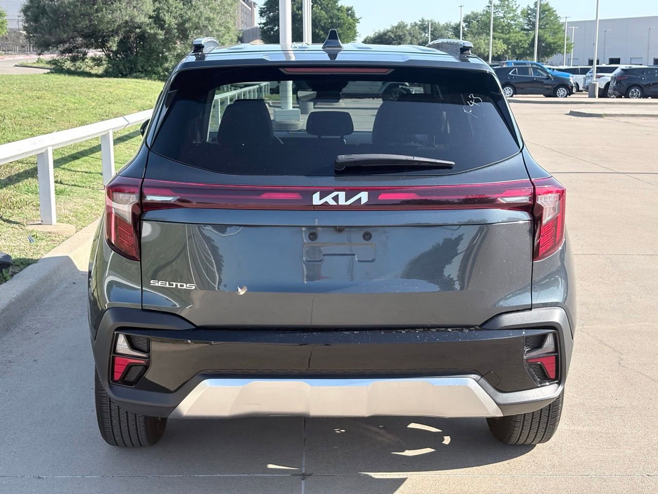 View vehicle photo 5