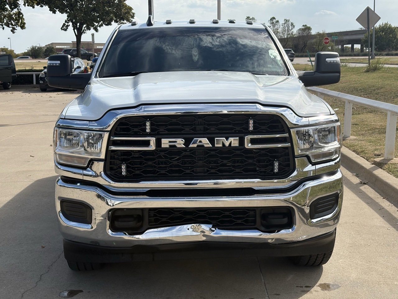 2024 Ram 2500 Tradesman photo 2