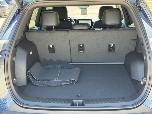 2027 Chevrolet Equinox LT - Photo 25