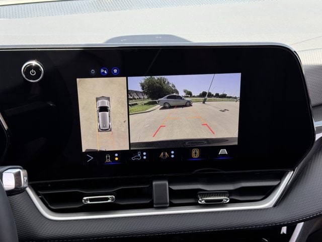 2027 Chevrolet Equinox LT - Photo 14