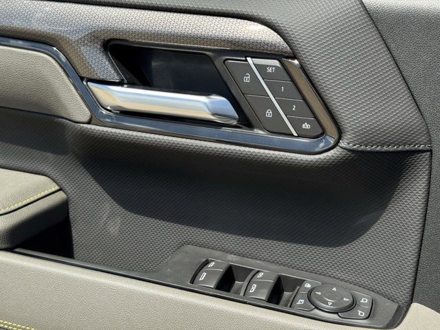 2026 Chevrolet Silverado 1500 ZR2 - Photo 19