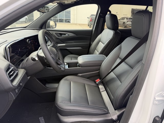 2027 Chevrolet Traverse LT - Photo 23