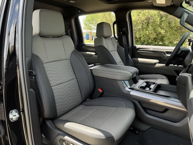 2026 Chevrolet Silverado 2500 HD ZR2 - Photo 24