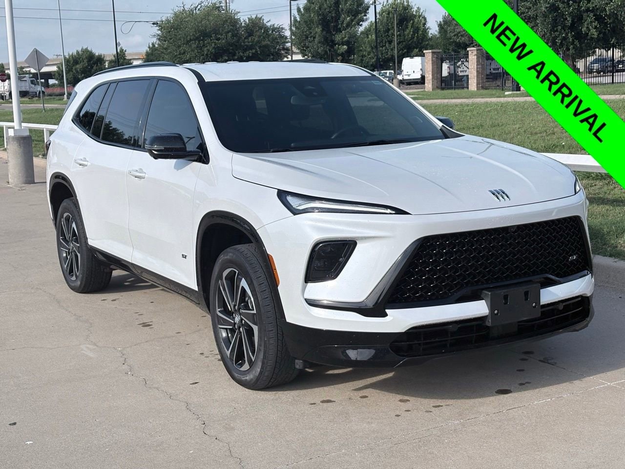 2025 Buick Enclave Sport Touring's photo