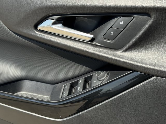 2027 Chevrolet Equinox LT - Photo 20