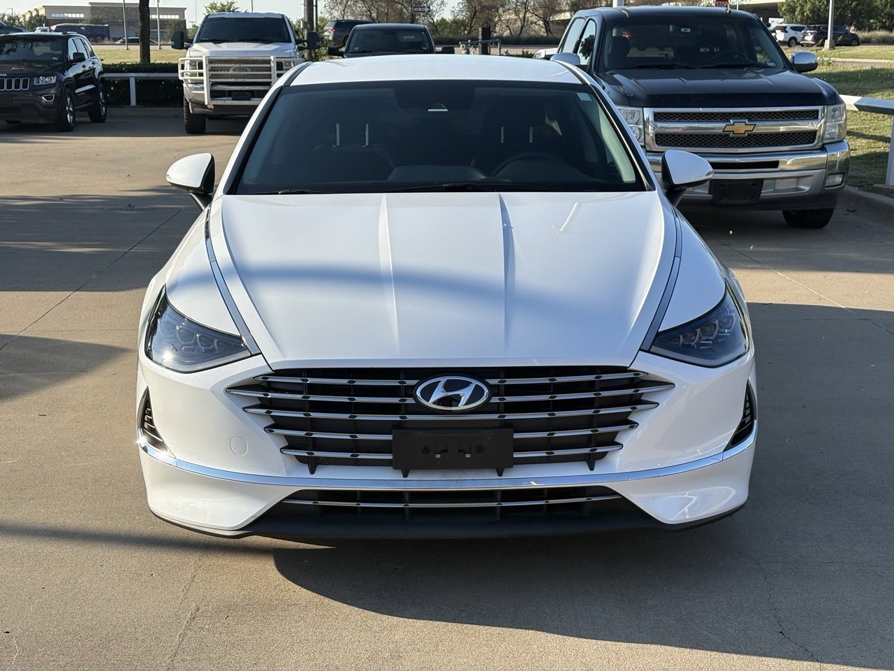 2023 Hyundai Sonata Hybrid Blue photo 2