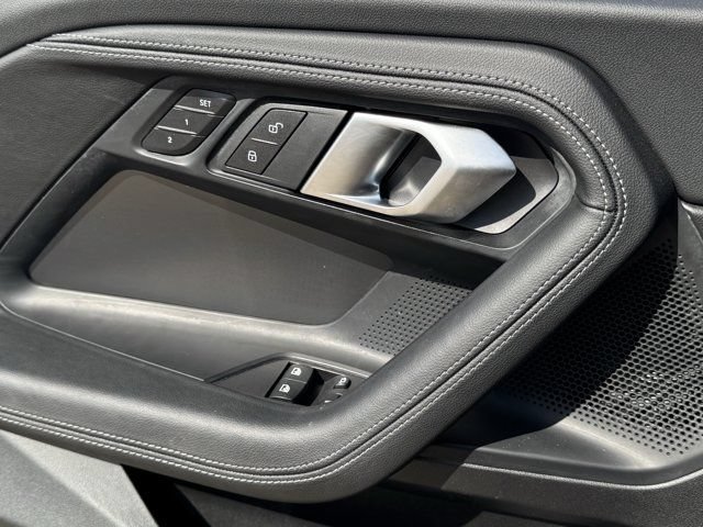 2025 BMW 2 Series 230i - Photo 27