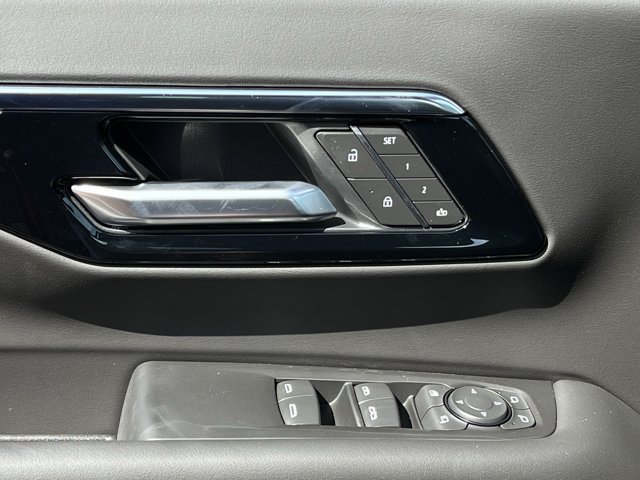 2026 Chevrolet Tahoe Z71 - Photo 18