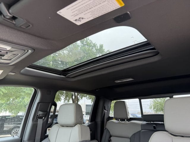 2026 Chevrolet Silverado 1500 ZR2 - Photo 21