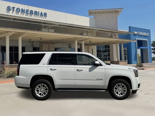 2019 Gmc Yukon SLT photo 2