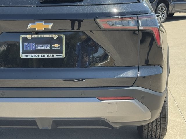 2027 Chevrolet Equinox LT - Photo 7