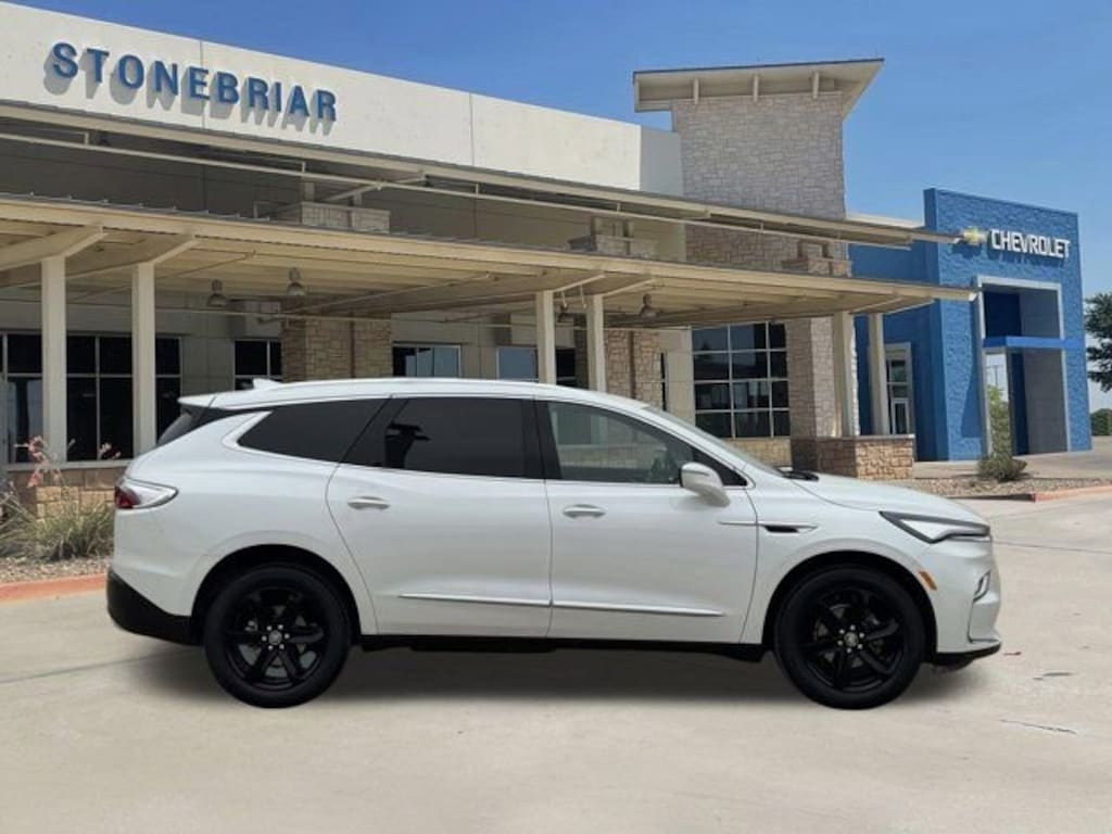 Used 2024 Buick Enclave Essence SUV