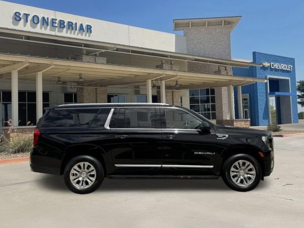Used 2024 GMC Yukon XL Denali SUV