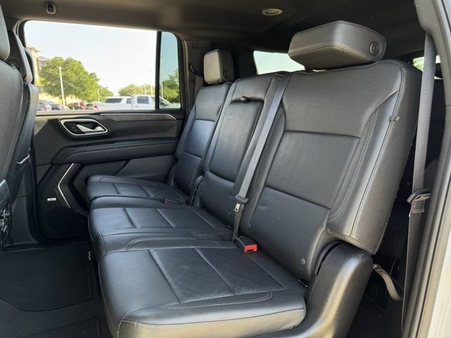 2024 Chevrolet Suburban LT - Photo 28