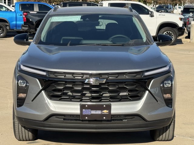 2026 Chevrolet Trax LT - Photo 8