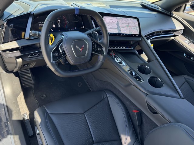 2027 Chevrolet Corvette Stingray 2LT - Photo 12