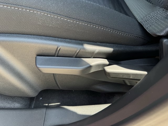 2027 Chevrolet Equinox LT - Photo 22