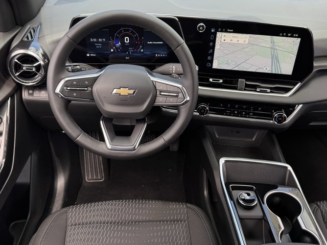 2027 Chevrolet Equinox LT - Photo 11