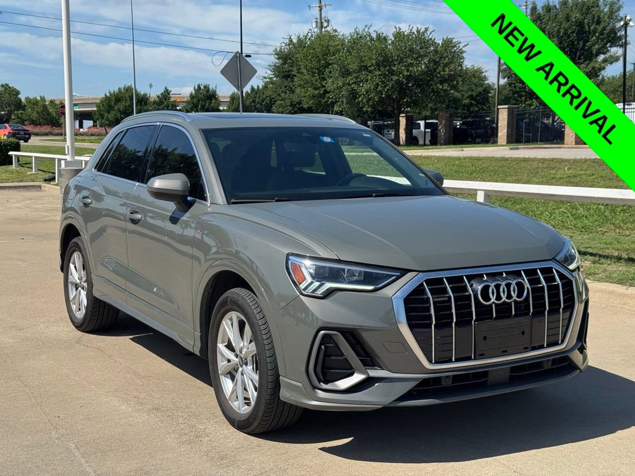 2024 Audi Q3 45 TFSI S Line Premium quattro's photo