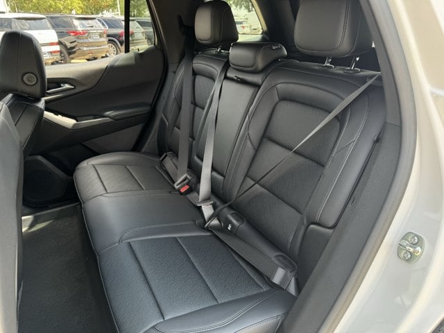 2027 Chevrolet Equinox LT - Photo 23