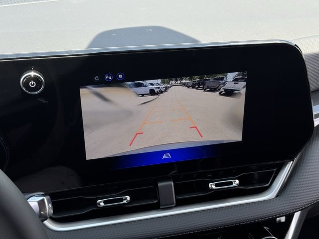 2027 Chevrolet Equinox LT - Photo 14