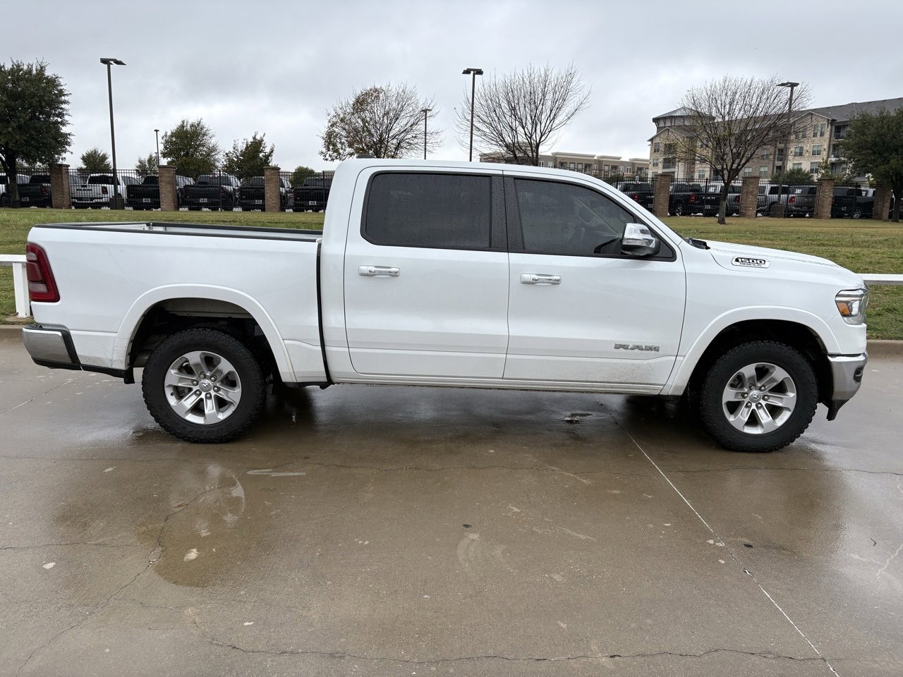 2022 Ram 1500 Laramie photo 3