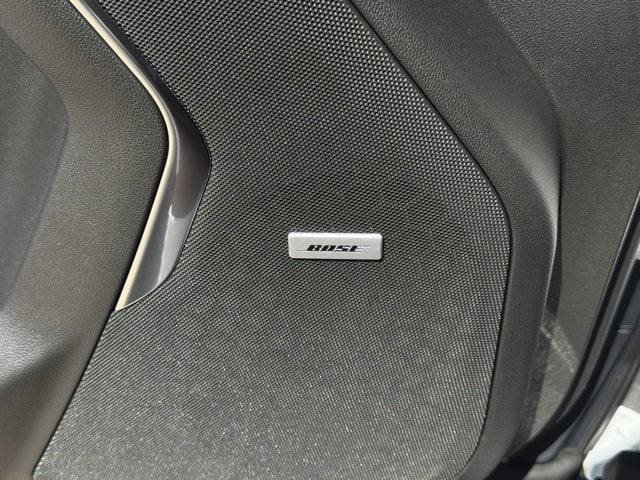 2026 Chevrolet Suburban Z71 - Photo 17