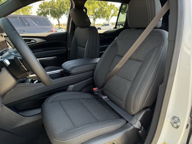 2027 Chevrolet Traverse LT - Photo 20