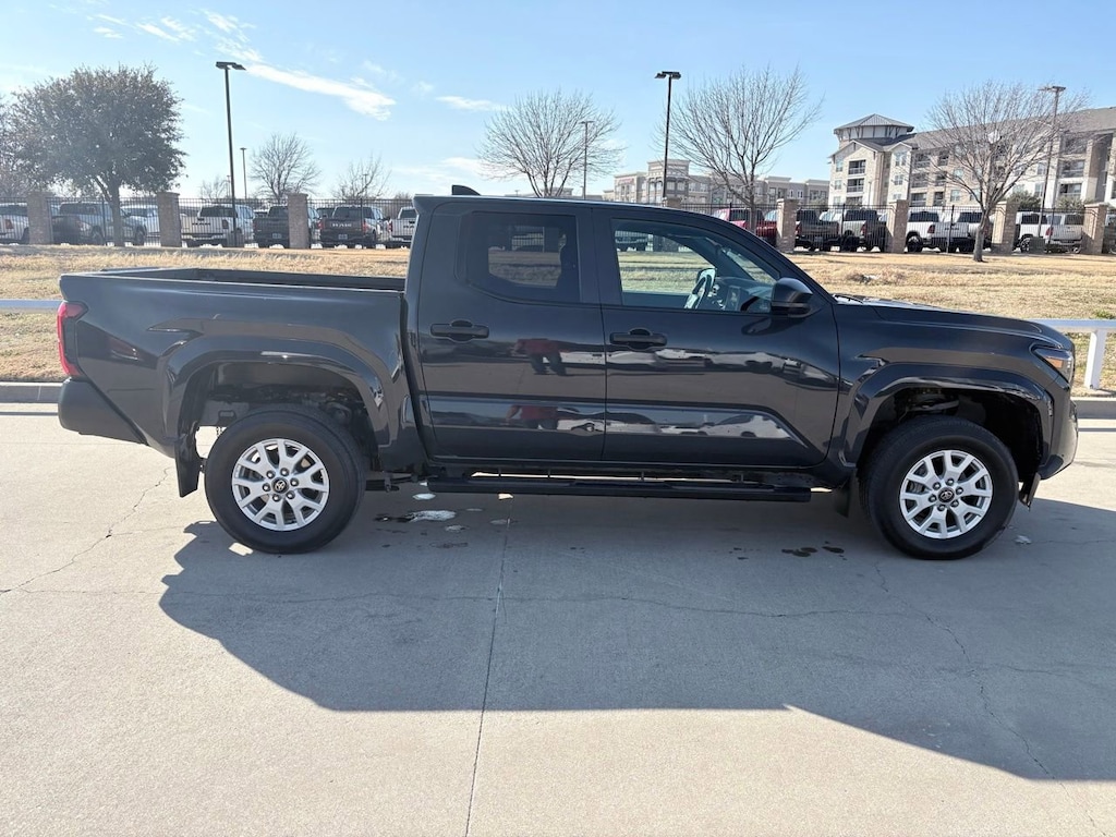Used 2024 Toyota Tacoma SR Truck Double Cab