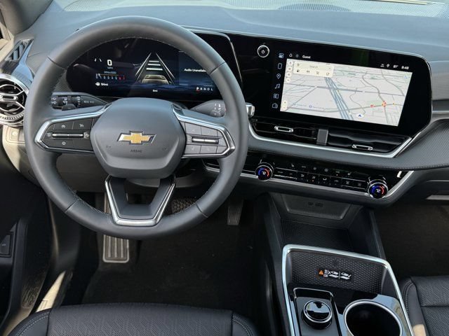2027 Chevrolet Equinox LT - Photo 11