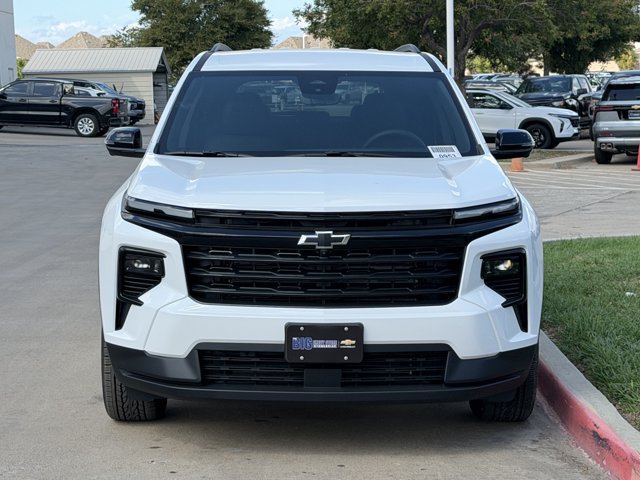 2027 Chevrolet Traverse LT - Photo 8