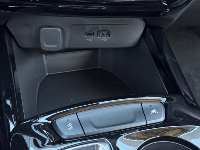2026 Chevrolet Trax LT - Photo 16