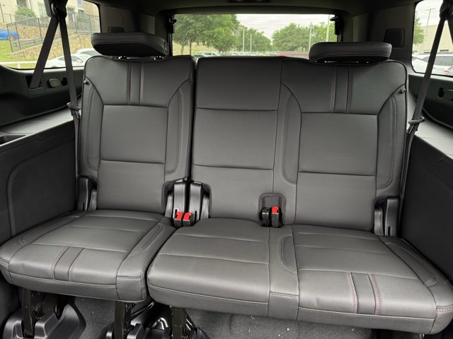 2026 Chevrolet Suburban RST - Photo 24