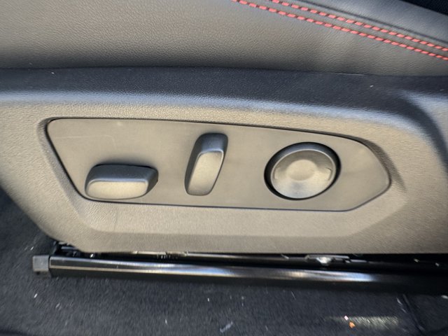 2026 Chevrolet Colorado Z71 - Photo 21