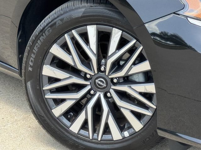 2025 Nissan Altima SV - Photo 32